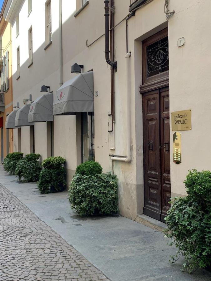 Due Dei Mille. Incantevole Casa In Centro Ad Alba ภายนอก รูปภาพ