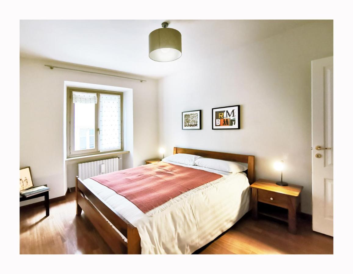 Due Dei Mille. Incantevole Casa In Centro Ad Alba ภายนอก รูปภาพ