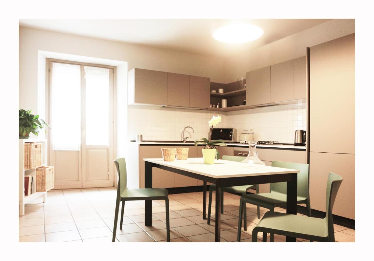 Due Dei Mille. Incantevole Casa In Centro Ad Alba ภายนอก รูปภาพ